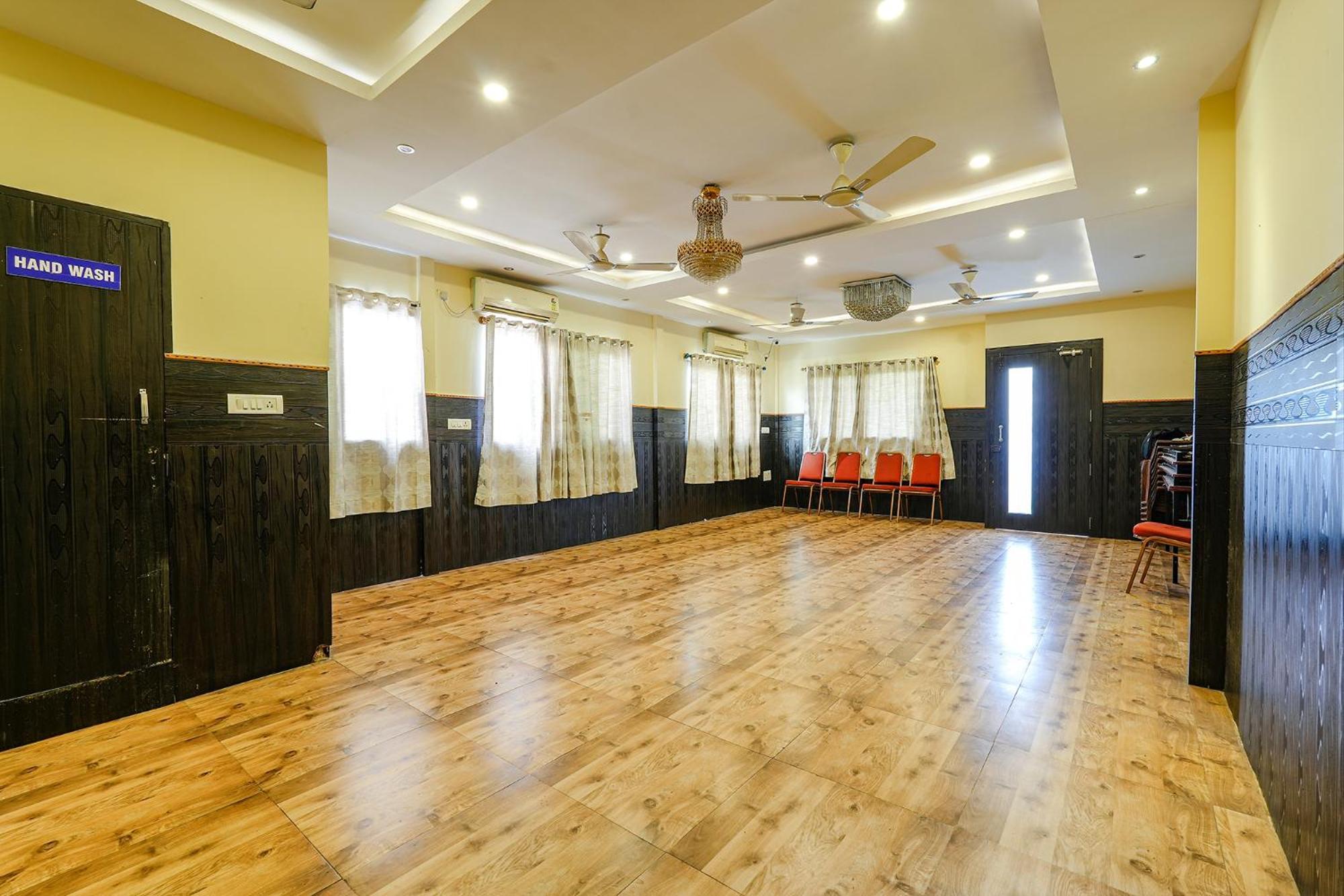 העיר בנגלור Fabhotel Sairam Residency מראה חיצוני תמונה